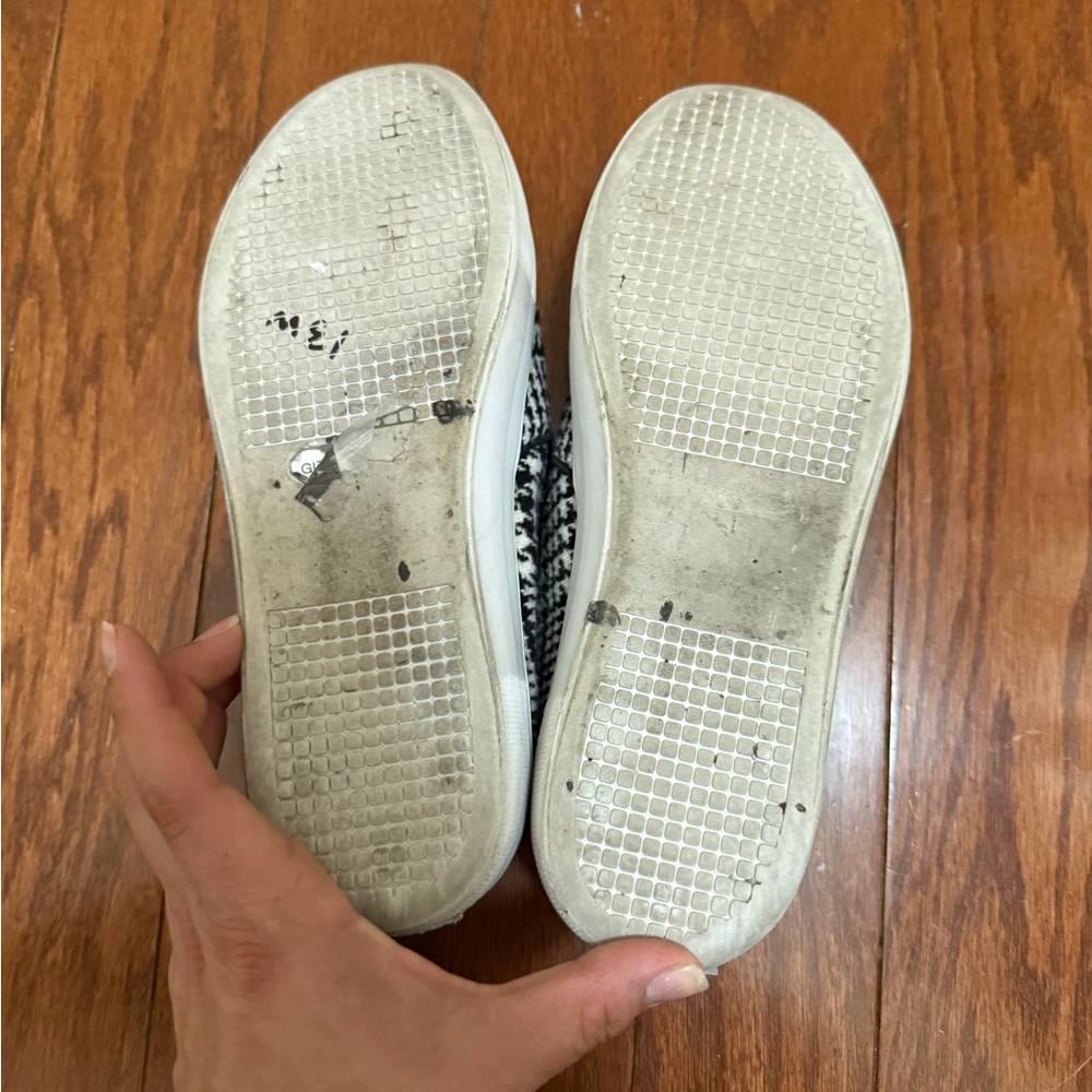 Kate Spade Gizelle Houndstooth Embellished Slip On Sneakers Women 6.5 Rhinestone - Picture 5 of 7